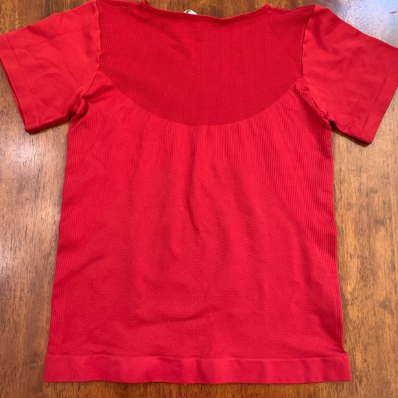 Nike medium-Large Seamless top - Picture 2 of 4